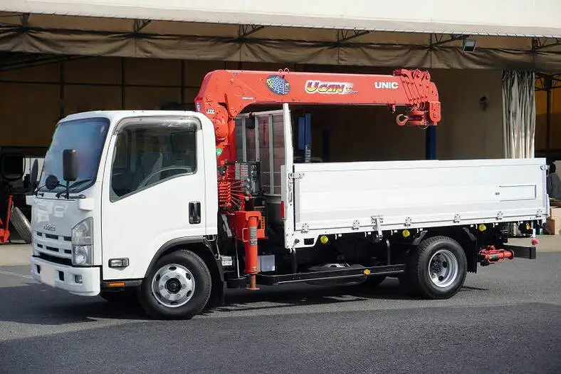 いすゞ エルフ 小型 クレーン付 アルミブロック 6段の中古トラック画像1