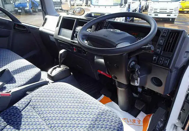 日産 アトラス 小型 アルミバン 2RG-AMR88AN R4の中古トラック画像9