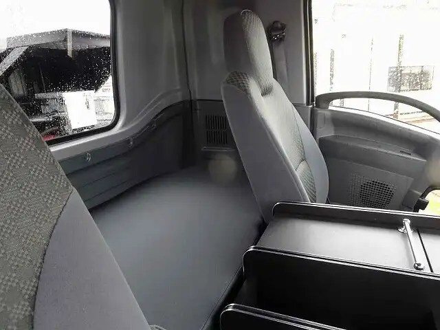 いすゞ フォワード 中型/増トン クレーン付 床鉄板 アルミブロックの中古トラック画像8