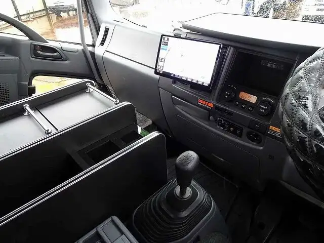 いすゞ フォワード 中型/増トン クレーン付 床鉄板 アルミブロックの中古トラック画像11