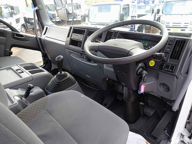 UDトラックス（日産） ビッグサム 大型 平ボディ KL-CG48ZWX