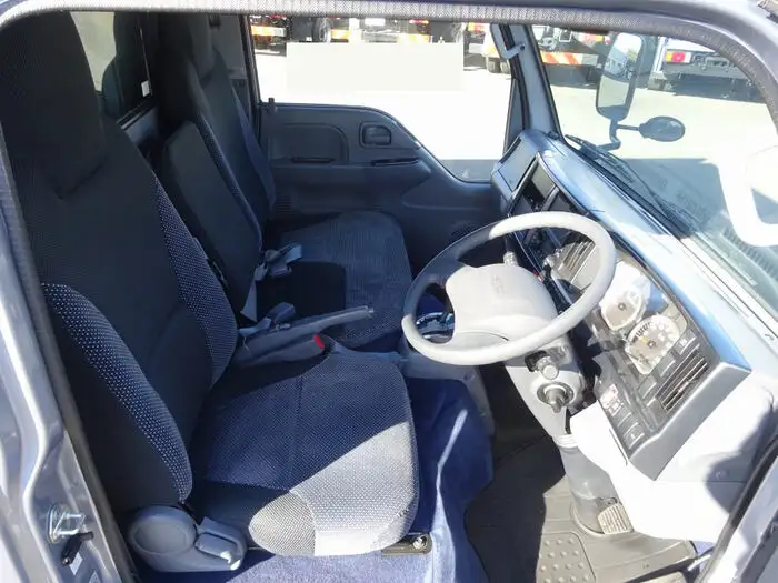 いすゞ エルフ 小型 特殊車両 TRG-NHR85A H29の中古トラック画像14
