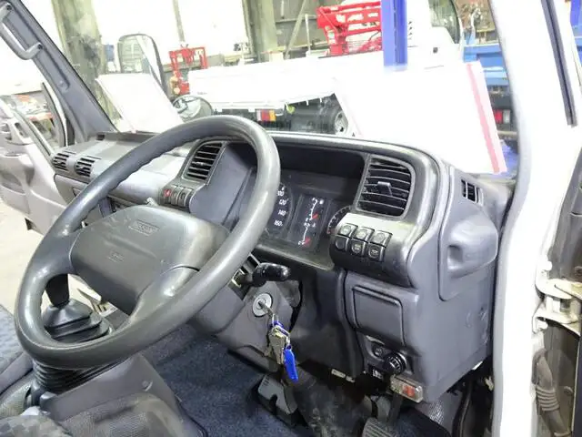 日産 アトラス 小型 ウイング 幌ウイング PB-AKR81ANの中古トラック画像12
