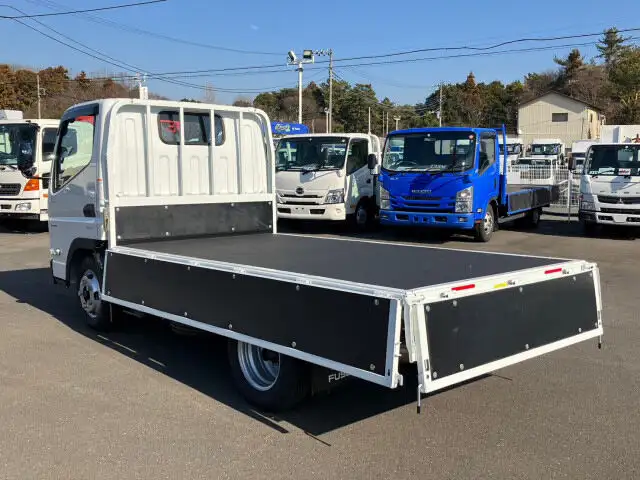 三菱 キャンター 小型 平ボディ 2RG-FBA20 R5の中古トラック画像5