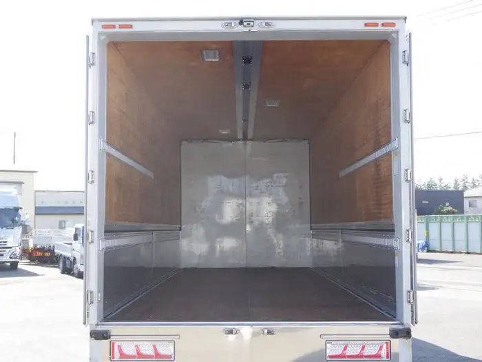 日野 レンジャー 中型/増トン ウイング エアサス QKG-FE7JMAGの中古トラック画像7