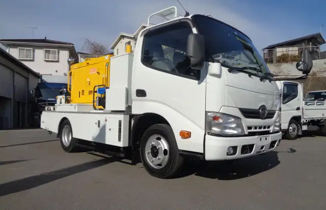 日野 デュトロ 小型 特殊車両 TKG-XZU605M H25の中古トラック画像1
