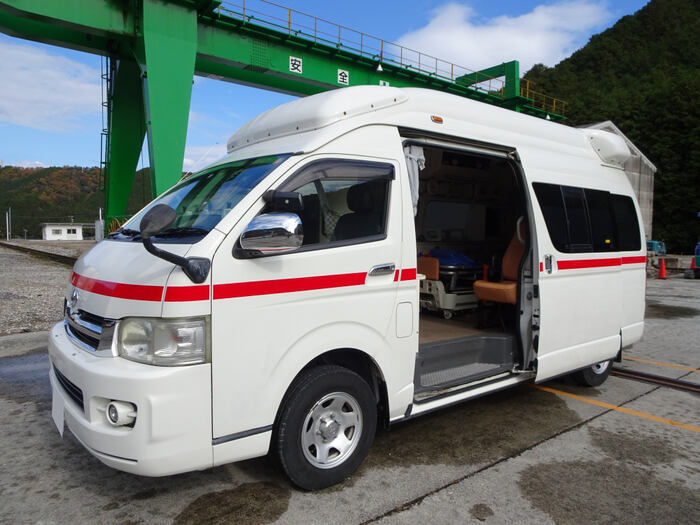 トヨタ ハイエース 小型 特殊車両 CBF-TRH226S