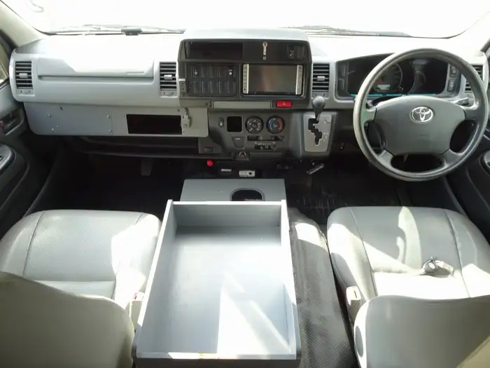 トヨタ ハイエース 小型 特殊車両 CBF-TRH226S H18の中古トラック画像16