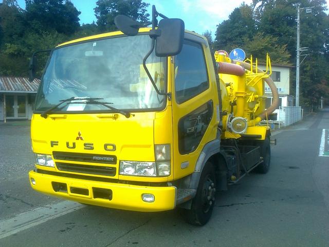 三菱 ファイター 中型 タンク車 汚泥吸引車 ｜画像1