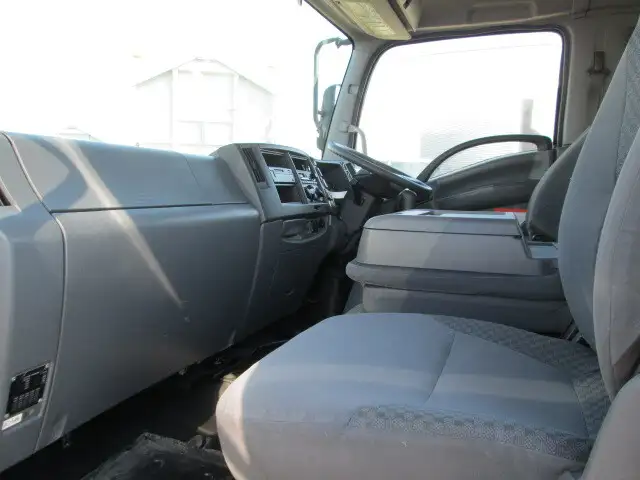 いすゞ フォワード 中型/増トン 特殊車両 LKG-FTR90S2 H22の中古トラック画像12