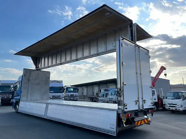 日産UD クオン 大型 ウイング ハイルーフ エアサスの中古トラック画像8
