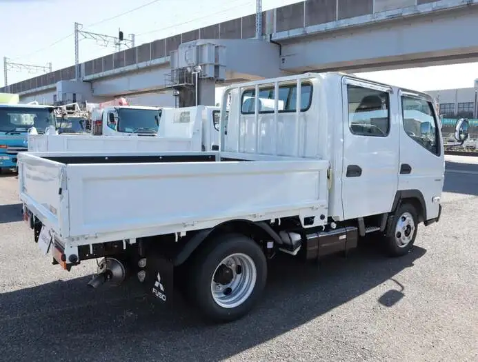 三菱 キャンター 小型 平ボディ Wキャブ 2RG-FBA20の中古トラック画像3