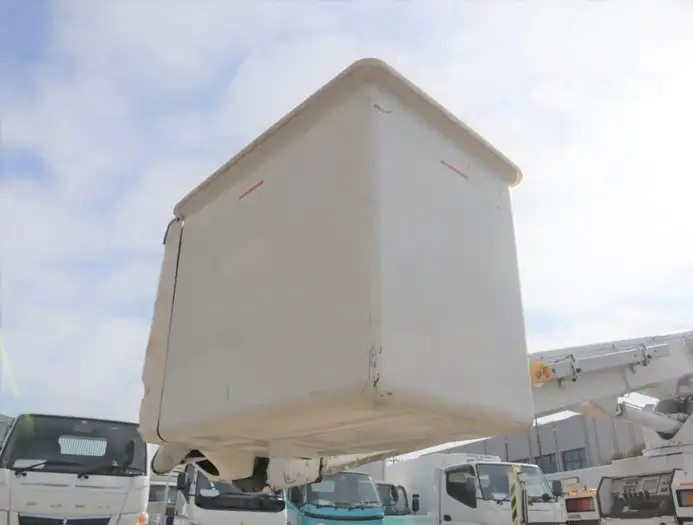 いすゞ エルフ 小型 高所・建柱車 高所作業車 電工仕様の中古トラック画像8