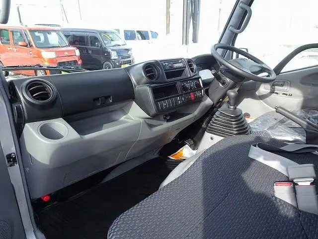トヨタ ダイナ 小型 平ボディ 2PG-GDY281 R4の中古トラック画像11