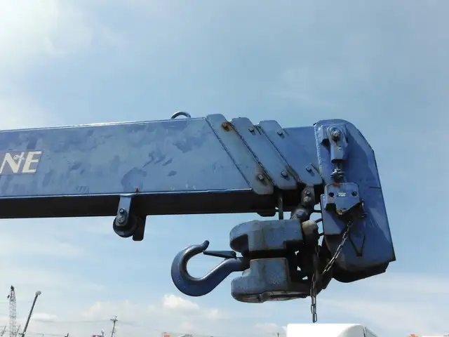 三菱 キャンター 小型 クレーン付 Wキャブ 床鉄板の中古トラック画像6