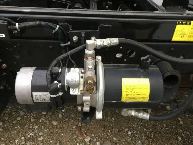マツダ ボンゴ 小型 ダンプ DBF-SLP2L R2の中古トラック画像16