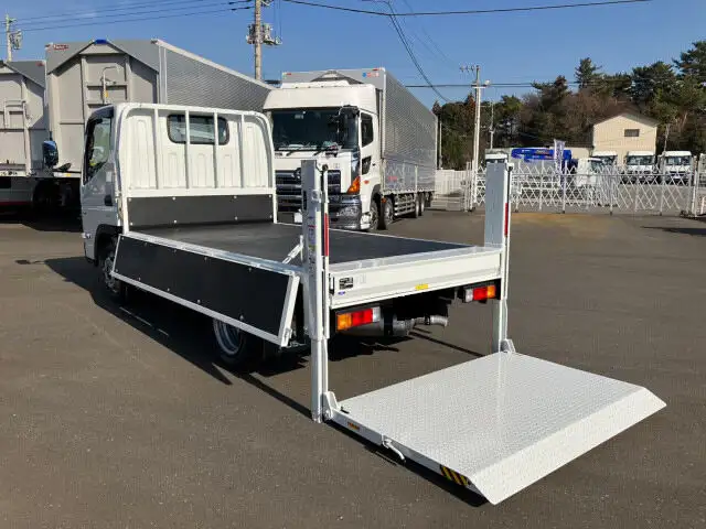 三菱 キャンター 小型 平ボディ パワーゲート 2RG-FBA20の中古トラック画像4