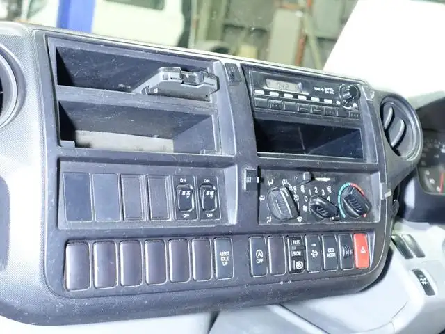 日野 デュトロ 小型 ウイング 床鉄板 SKG-XZU710Mの中古トラック画像12