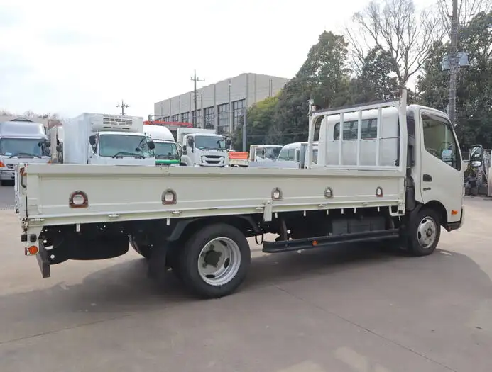 日野 デュトロ 小型 平ボディ TKG-XZU710M H28の中古トラック画像3