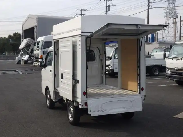 ダイハツ ハイゼット アルミバン EBD-S500P H30の中古トラック画像9