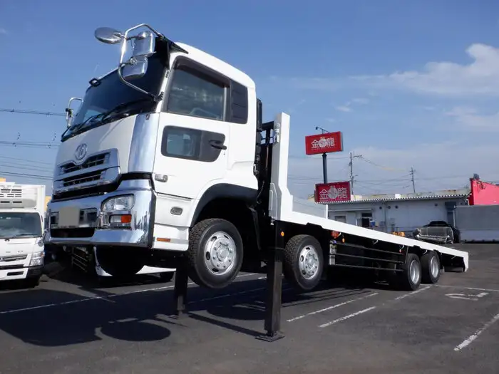 日産UD クオン 大型 車両重機運搬 ラジコン ウインチの中古トラック画像1