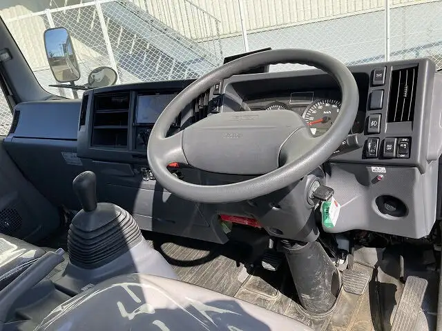 いすゞ エルフ 小型 車両重機運搬 ラジコン ウインチの中古トラック画像9