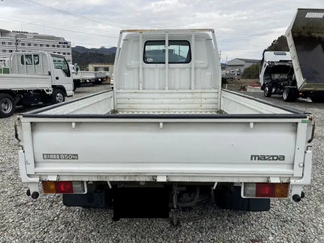 マツダ ボンゴ 小型 平ボディ TC-SK82T H16の中古トラック画像4