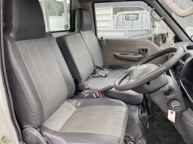 マツダ ボンゴ 小型 平ボディ TC-SK82T H16の中古トラック画像10