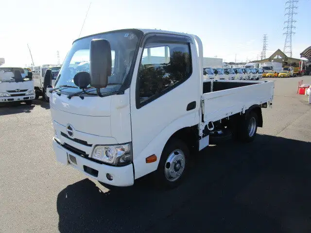 日野 デュトロ 小型 平ボディ 2RG-XZU605M R4 の中古トラック【車両No.140152】