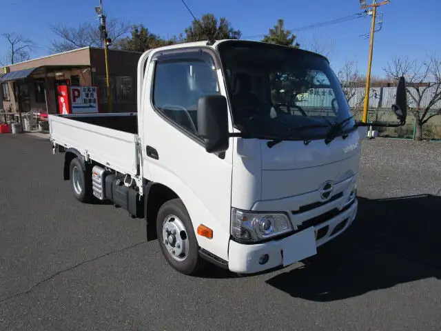 日野 デュトロ 小型 平ボディ 2RG-XZU605M R4の中古トラック画像2