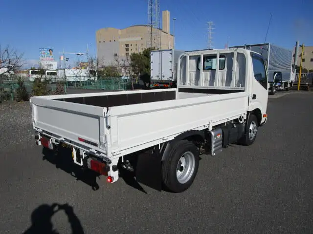 日野 デュトロ 小型 平ボディ 2RG-XZU605M R4の中古トラック画像3