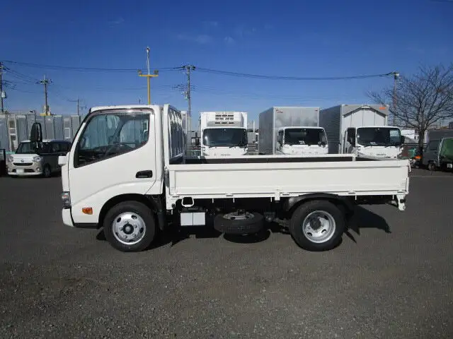 日野 デュトロ 小型 平ボディ 2RG-XZU605M R2の中古トラック画像5