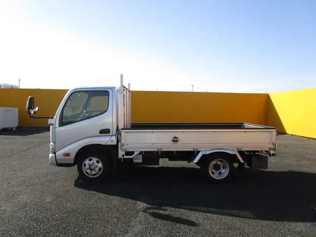 トヨタ ダイナ 小型 平ボディ ABF-TRY230 H30の中古トラック画像5