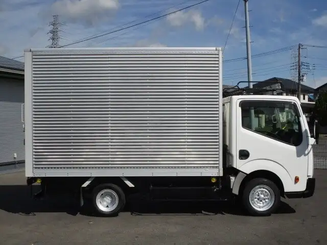 日産 アトラス 小型 アルミバン TKG-SZ2F24 H29の中古トラック画像4