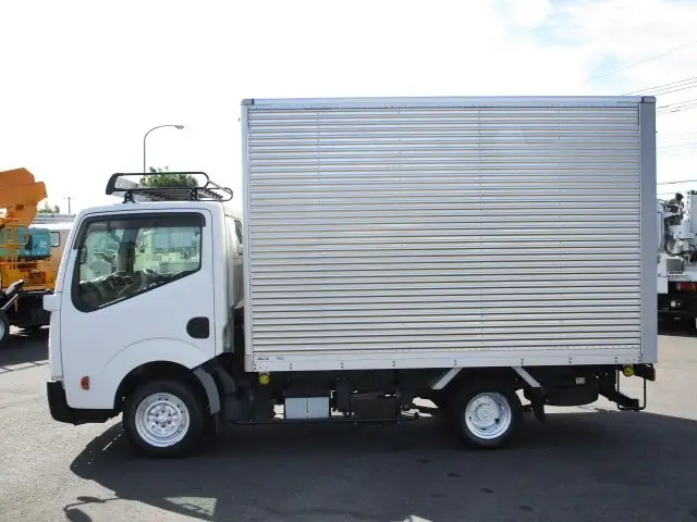 日産 アトラス 小型 アルミバン TKG-SZ2F24 H29の中古トラック画像5