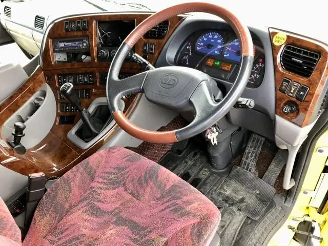 日産UD クオン 大型 ウイング ハイルーフ エアサスの中古トラック画像14
