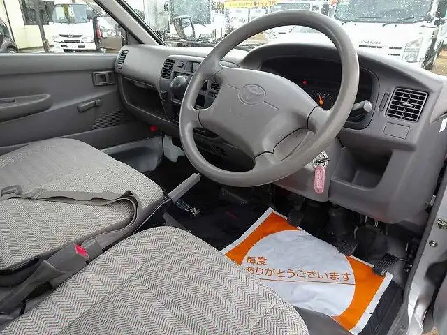 トヨタ タウンエース 小型 平ボディ GK-KM85 H18の中古トラック画像9