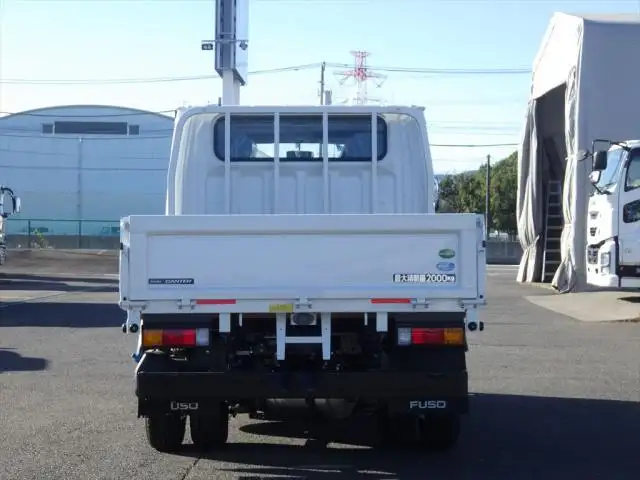 三菱 キャンター 小型 平ボディ Wキャブ 2RG-FBA20の中古トラック画像5
