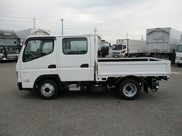 三菱 キャンター 小型 平ボディ Wキャブ 2RG-FBA20の中古トラック画像4
