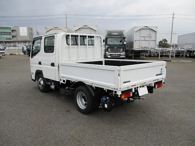 三菱 キャンター 小型 平ボディ Wキャブ 2RG-FBA20の中古トラック画像5