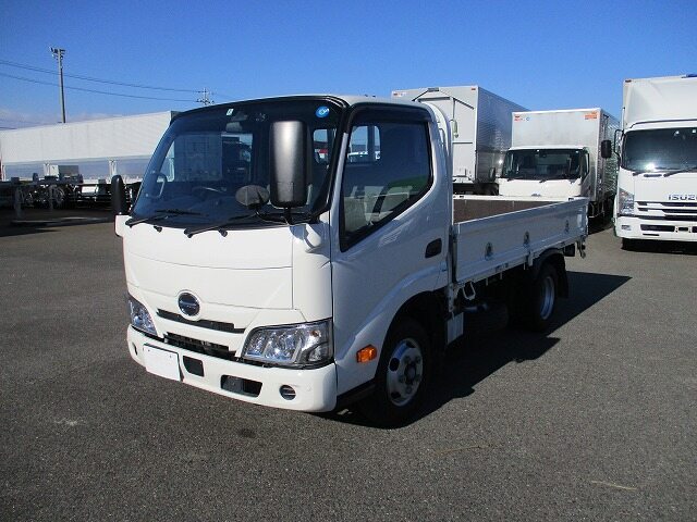 日野 デュトロ 小型 平ボディ 10尺 2RG-XZC605M