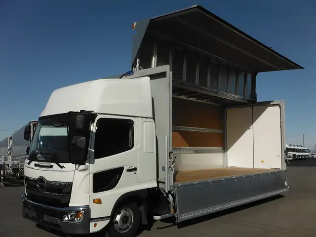 日野 レンジャー 中型/増トン ウイング エアサス ベッドの中古トラック画像8