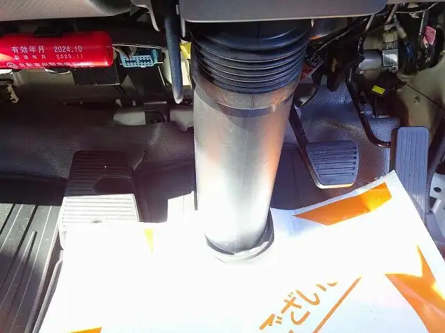 いすゞ エルフ 小型 アルミバン サイドドア 3枚観音の中古トラック画像16