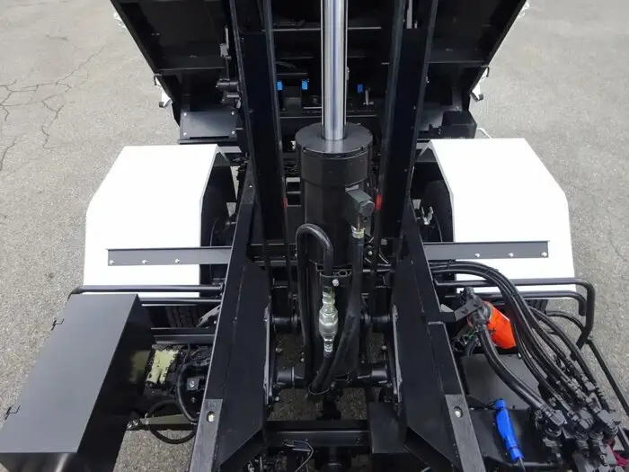 三菱 キャンター 小型 ダンプ ローダー 2PG-FEBM0の中古トラック画像11