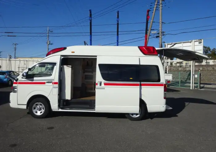 トヨタ ハイエース 小型 特殊車両 CBF-TRH226S H26の中古トラック画像6