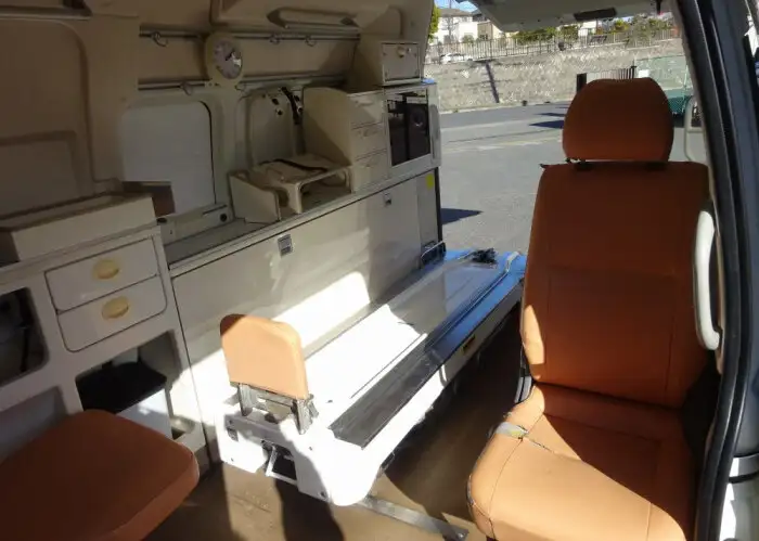 トヨタ ハイエース 小型 特殊車両 CBF-TRH226S H26の中古トラック画像15