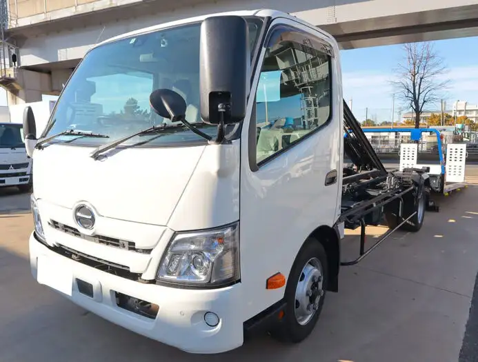 日野 デュトロ 小型 車両重機運搬 ラジコン ウインチの中古トラック画像1
