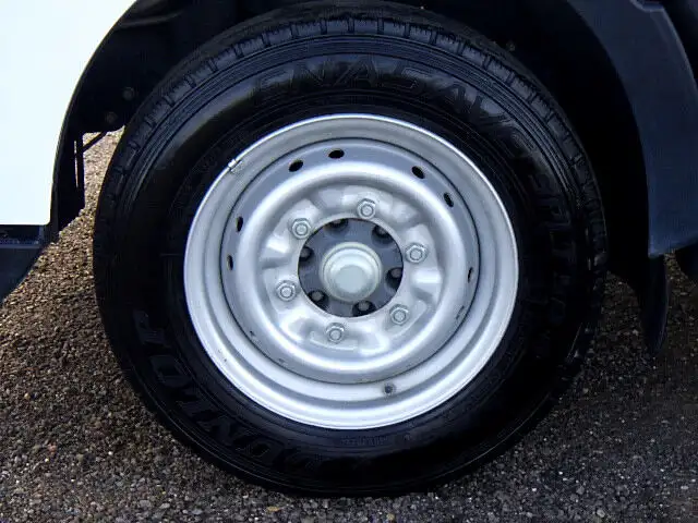 日産 アトラス 小型 平ボディ パワーゲート 床鉄板の中古トラック画像20