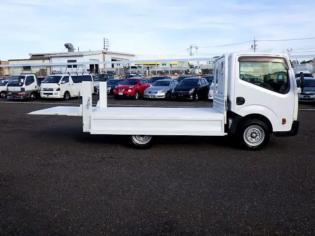 日産 アトラス 小型 平ボディ パワーゲート 床鉄板の中古トラック画像5