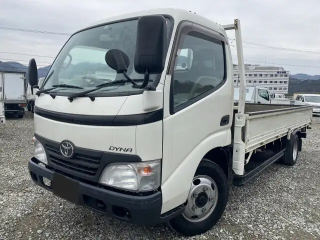 トヨタ ダイナ 小型 平ボディ 床鉄板 BDG-XZU348 の中古トラック【車両No.140667】
